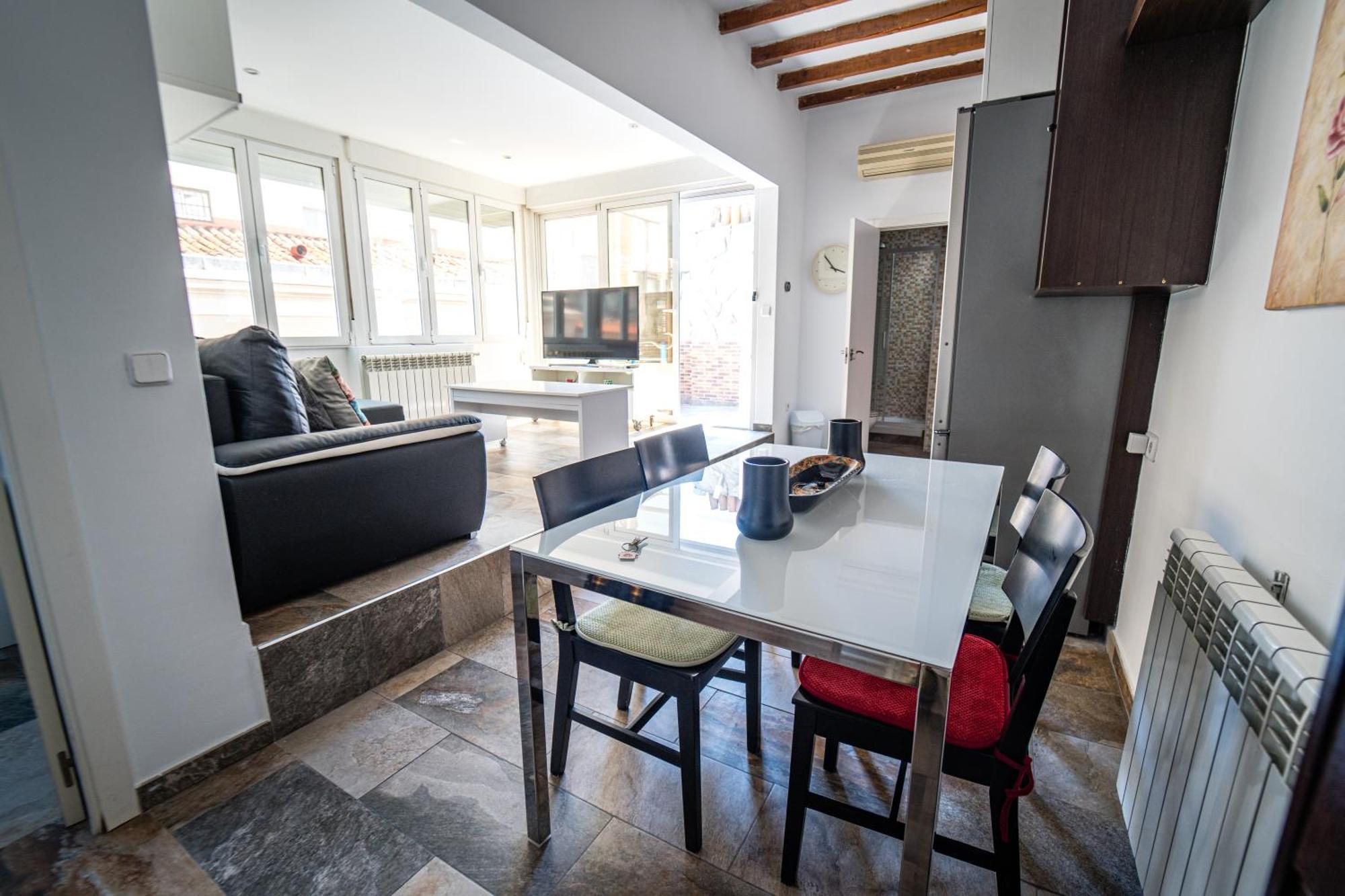 Centrico Atico En Madrid By Bebalmy Lägenhet Exteriör bild